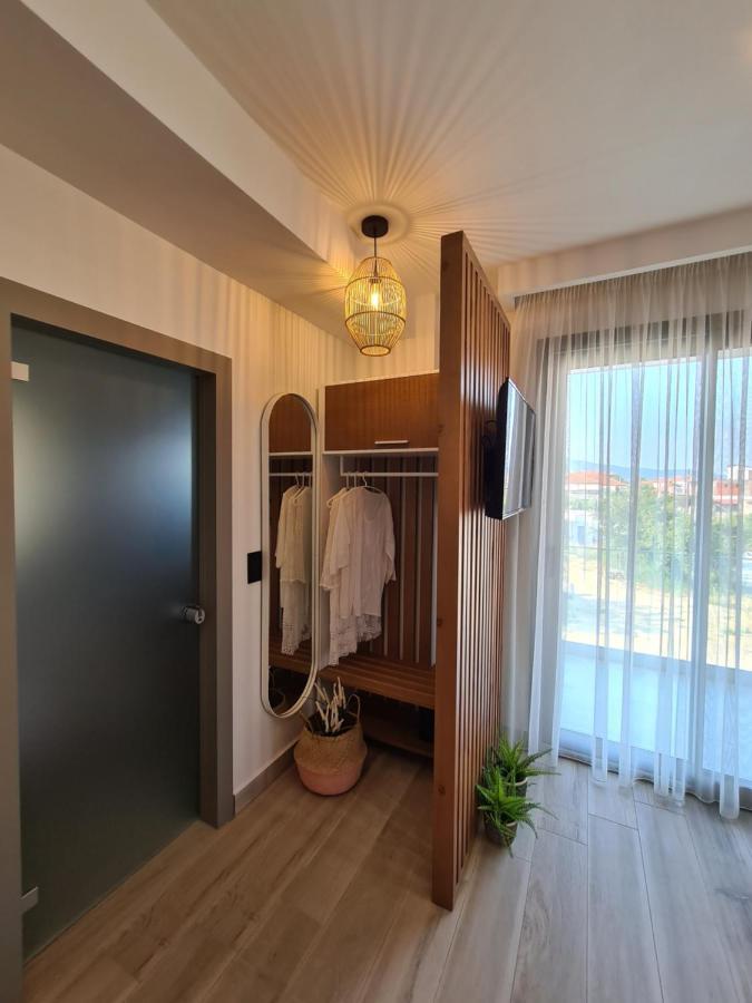 Alkion Boutique Living Aparthotel Vrasná Екстериор снимка
